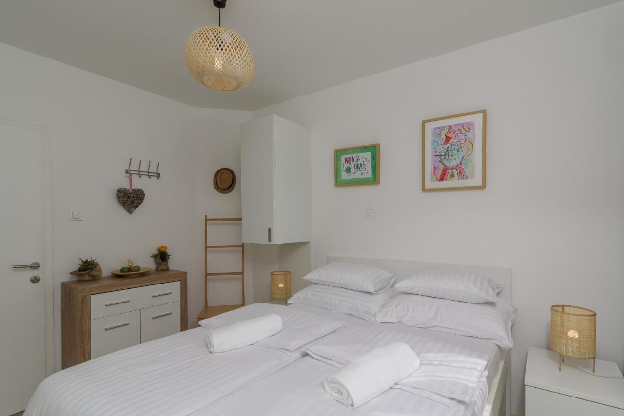 Vila White Trogir Eksteriør bilde