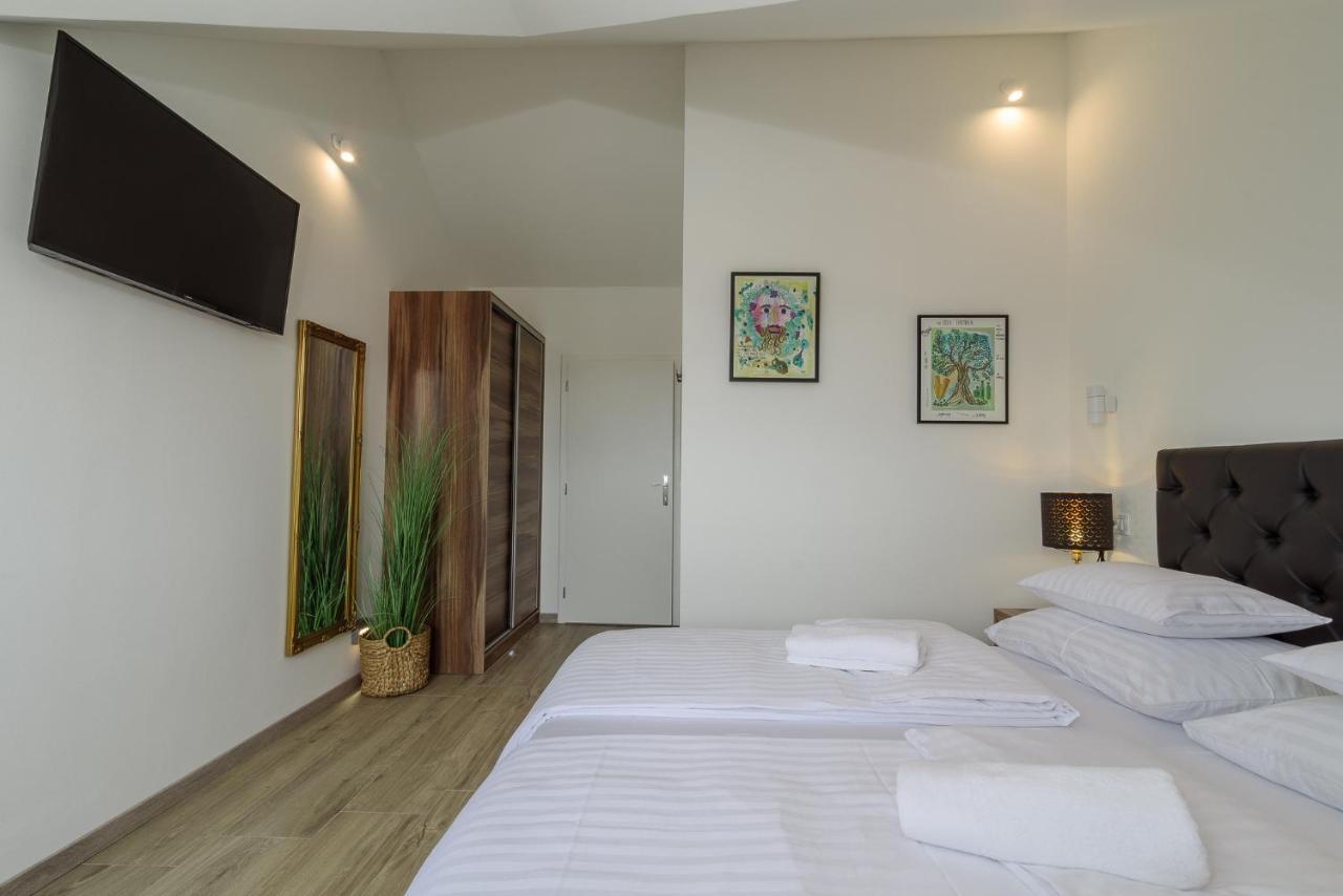 Vila White Trogir Eksteriør bilde