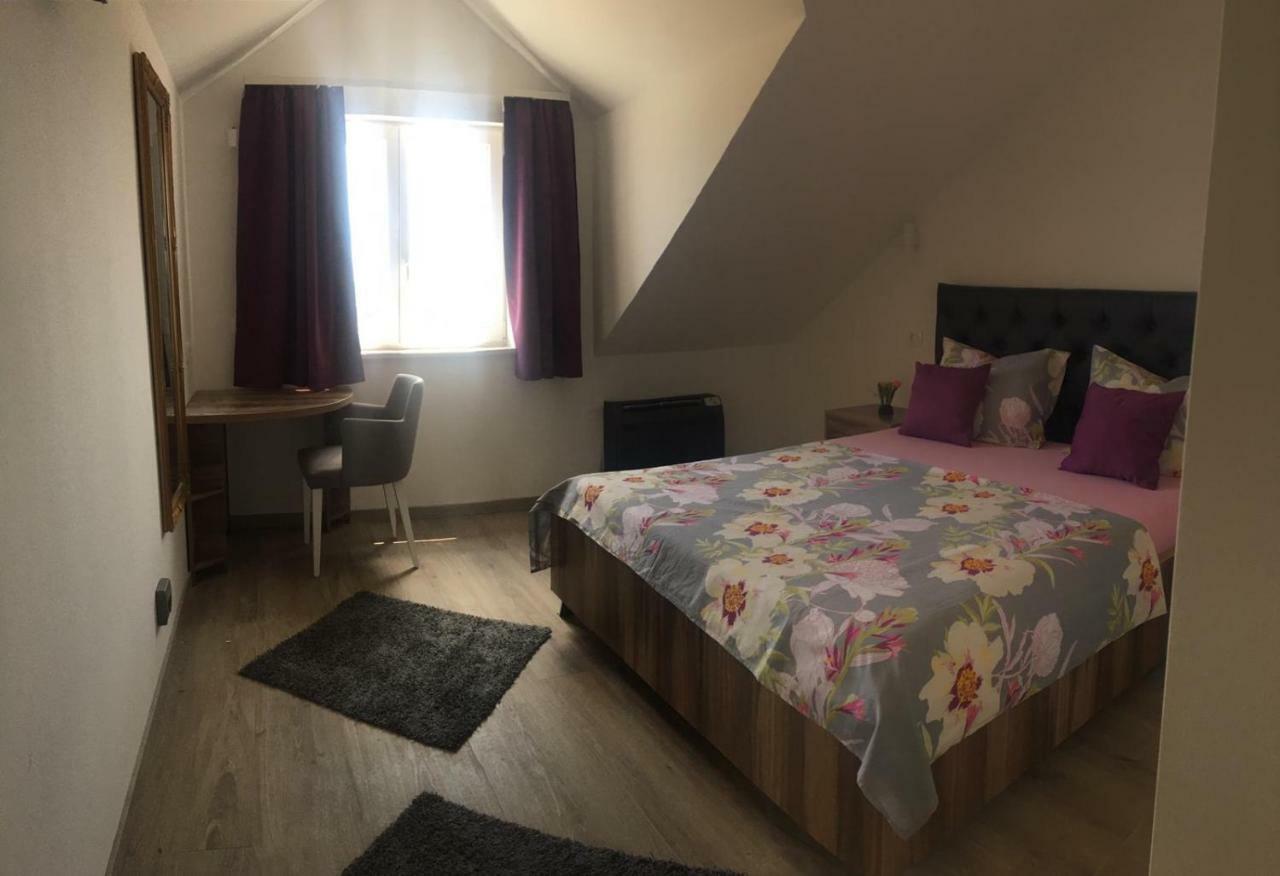 Vila White Trogir Eksteriør bilde