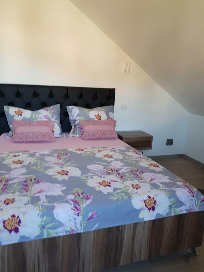 Vila White Trogir Eksteriør bilde